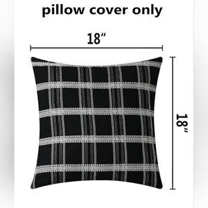 Black and white pillow covers